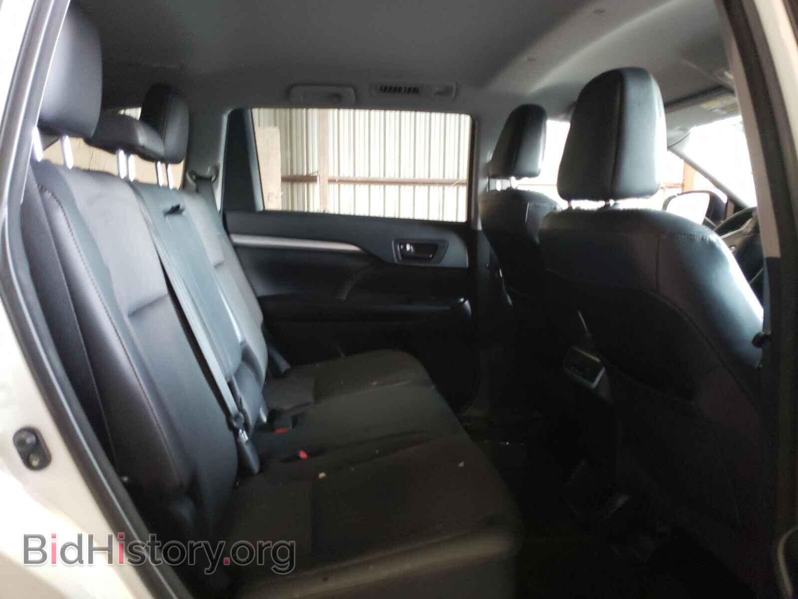 2017 TOYOTA HIGHLANDER - VIN: 5TDZZRFH2HS213104 - Фото 6