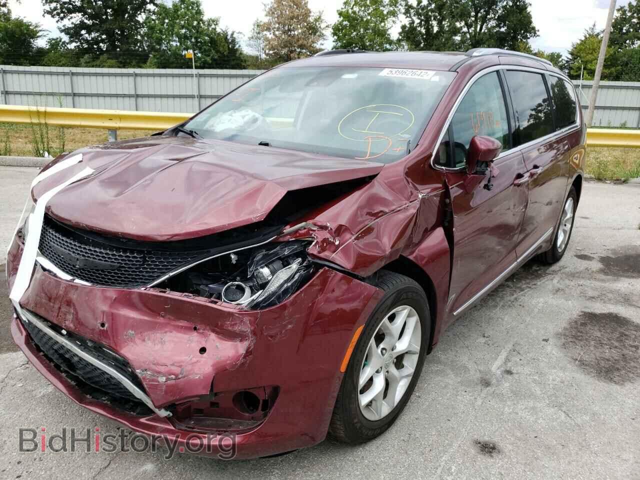 2017 CHRYSLER PACIFICA - VIN: 2C4RC1EG9HR778082 - Photo 2