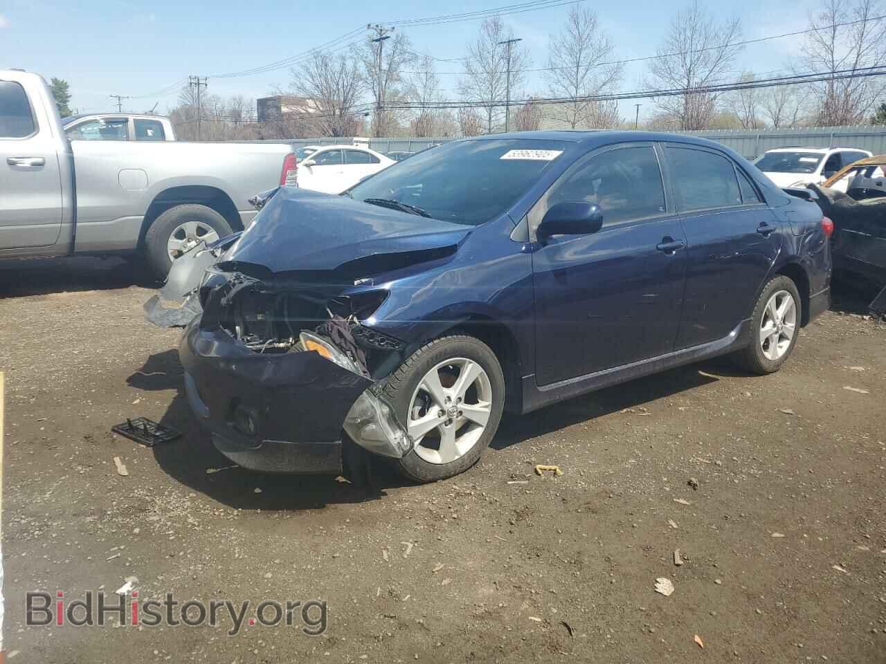 Photo 2T1BU4EE2BC685863 - TOYOTA COROLLA 2011