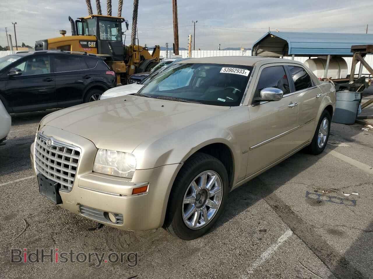 Photo 2C3CA5CV7AH215357 - CHRYSLER 300 2010