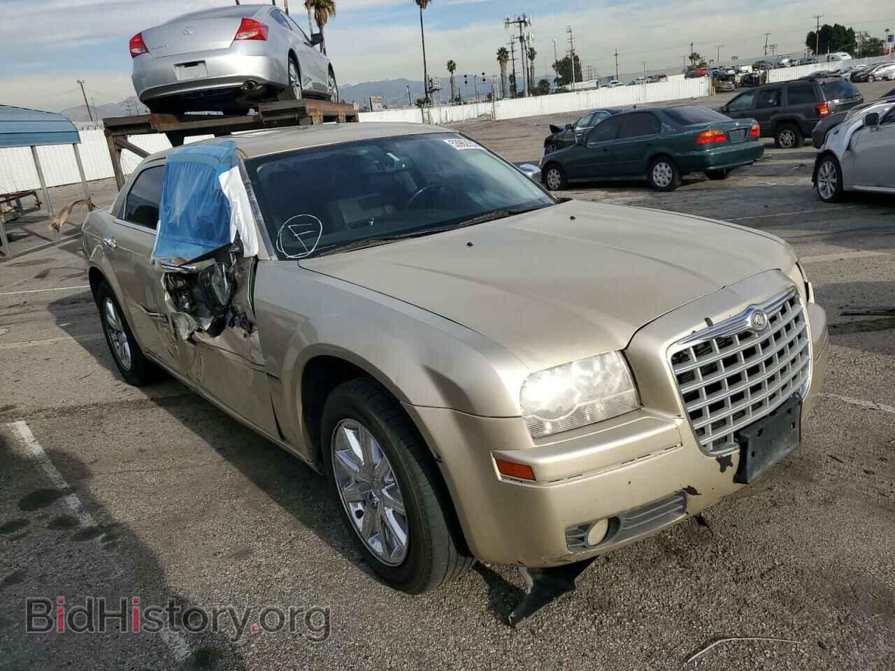 2010 CHRYSLER 300 - VIN: 2C3CA5CV7AH215357 - Фото 4