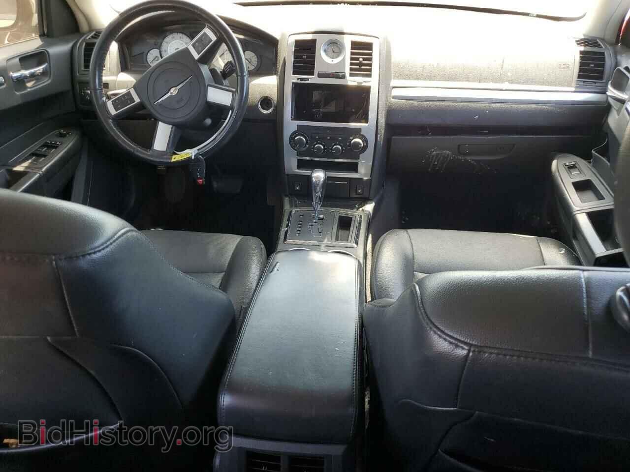 2010 CHRYSLER 300 - VIN: 2C3CA5CV7AH215357 - Фото 8