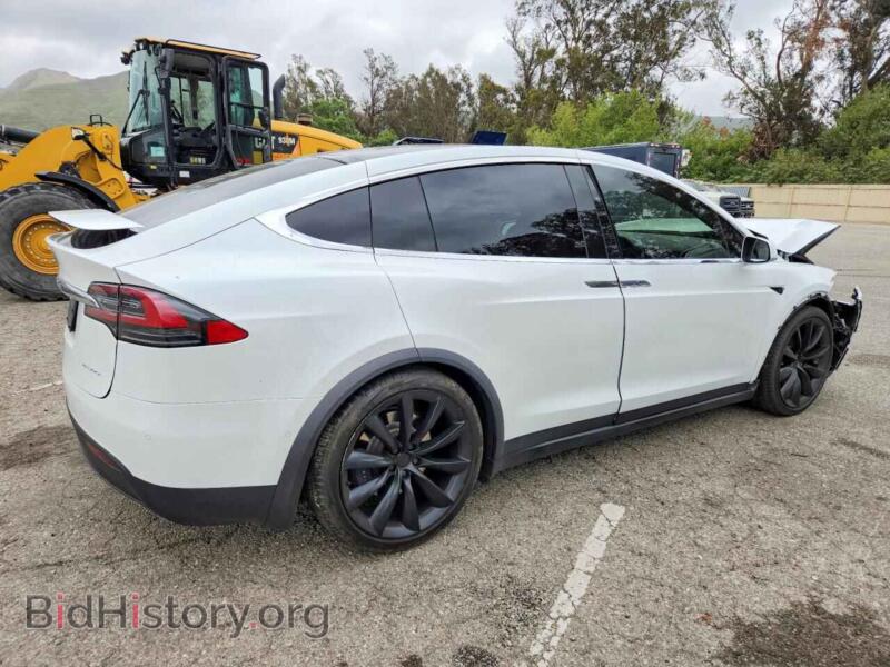2020 Tesla MODEL X (VIN 5YJXCAE23LF270187) — photo 3 of 16