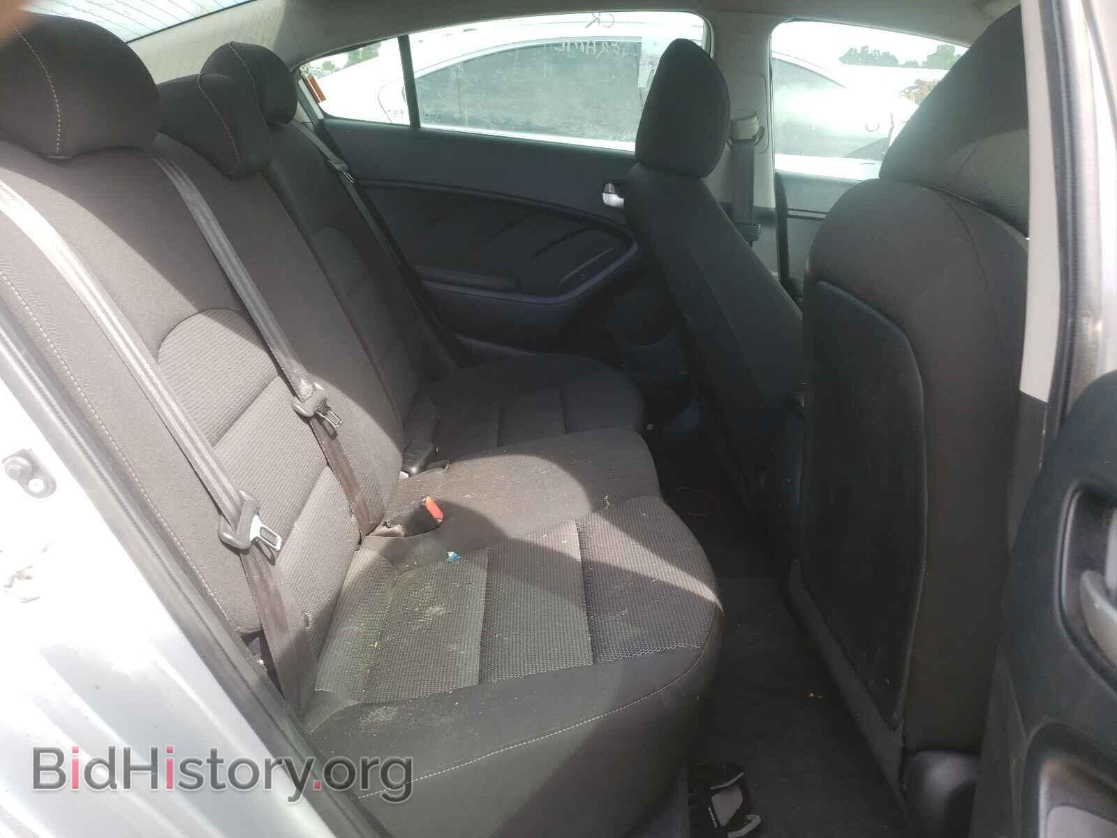 2017 KIA FORTE - VIN: 3KPFK4A77HE017985 - Фото 6
