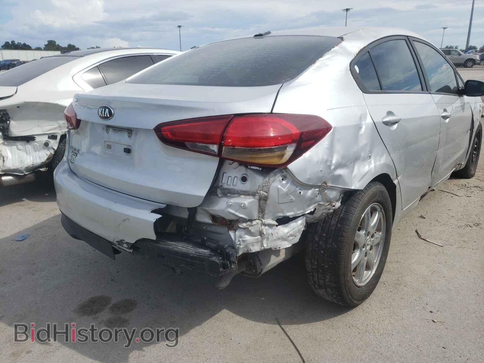 2017 KIA FORTE - VIN: 3KPFK4A77HE017985 - Фото 9