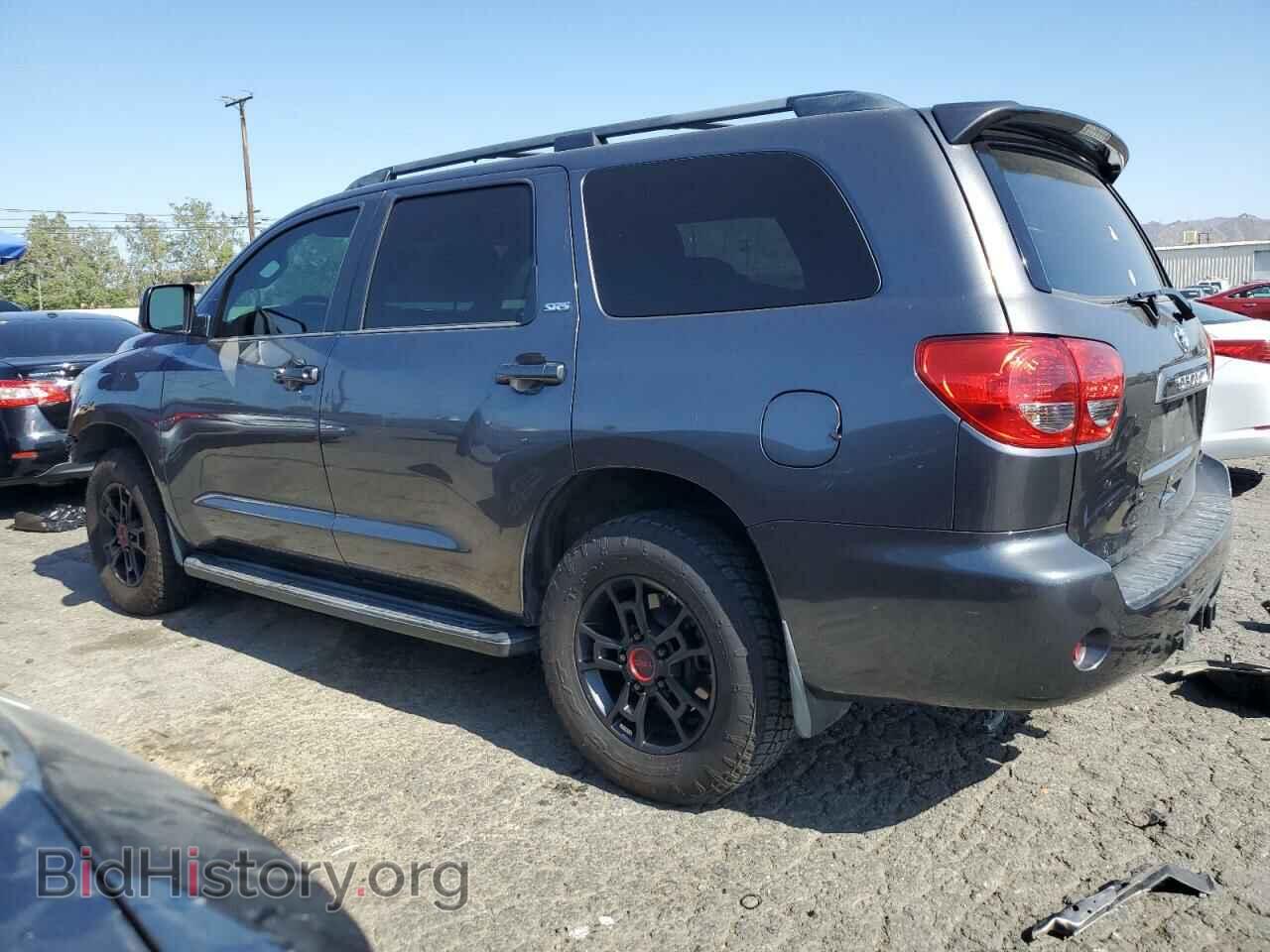 2017 TOYOTA SEQUOIA - VIN: 5TDBY5G1XHS153250 - Фото 2