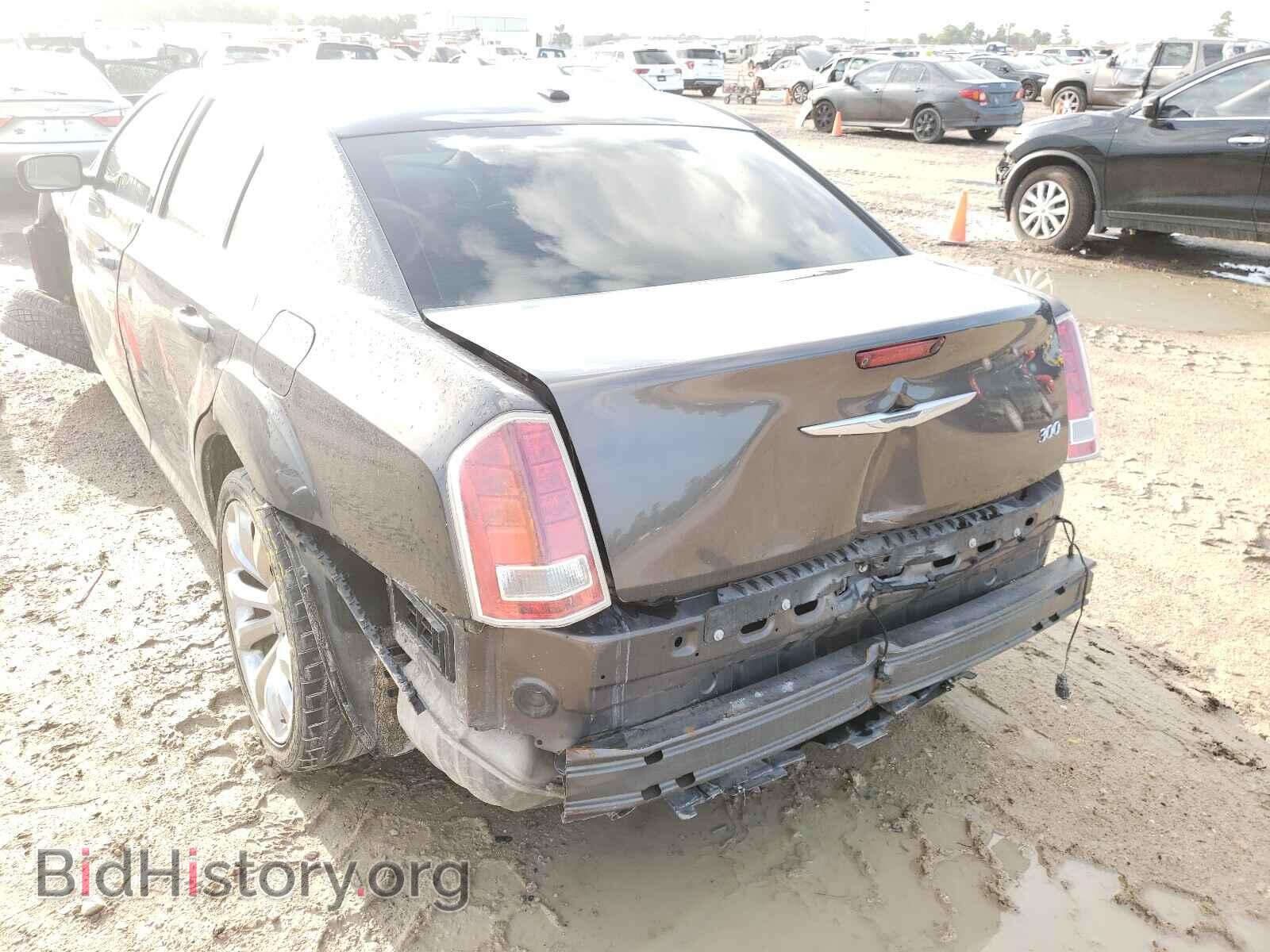 2013 CHRYSLER 300 - VIN: 2C3CCAAG0DH588560 - Фото 3