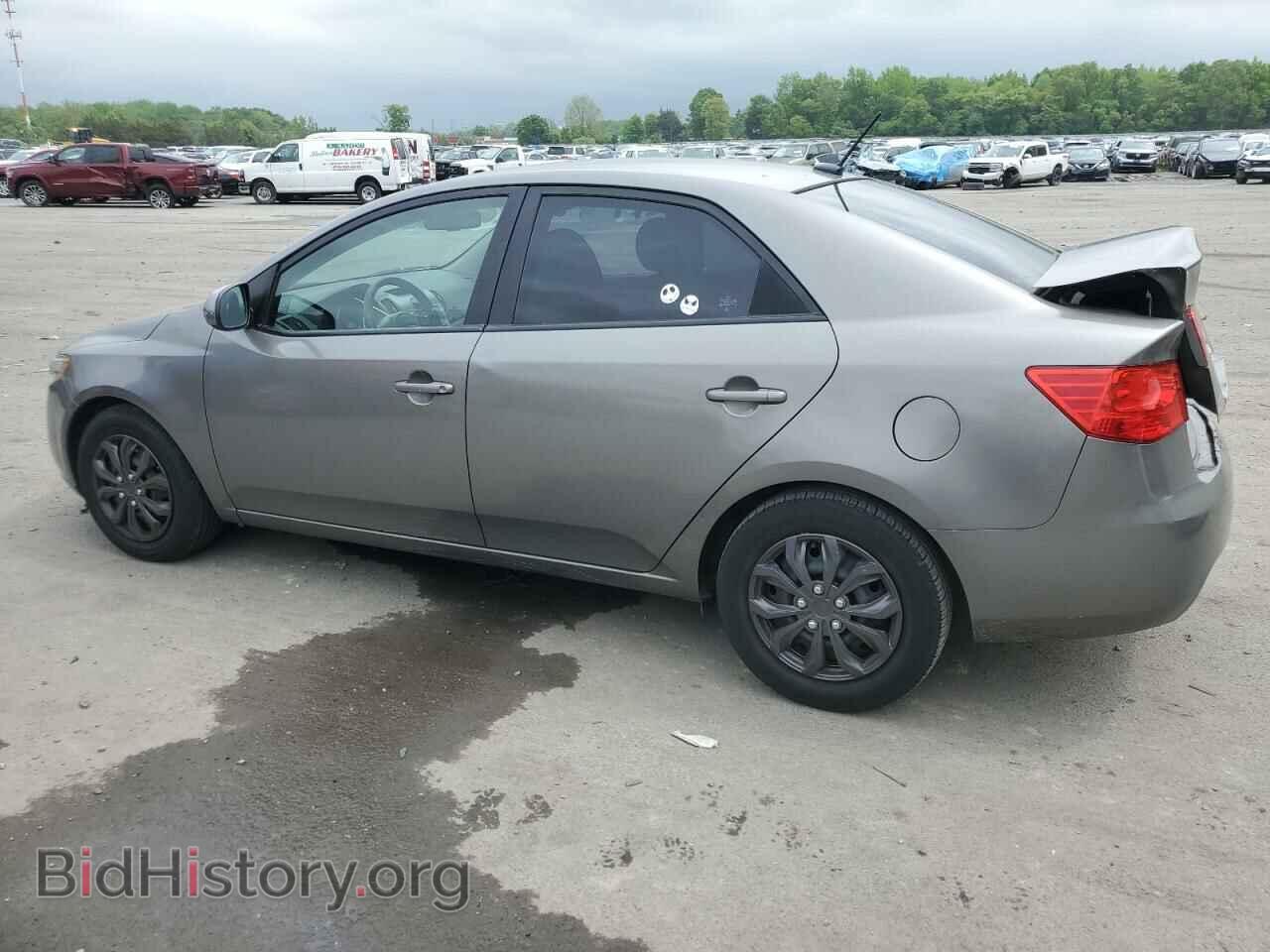 2011 KIA FORTE - VIN: KNAFU4A25B5380946 - Фото 2