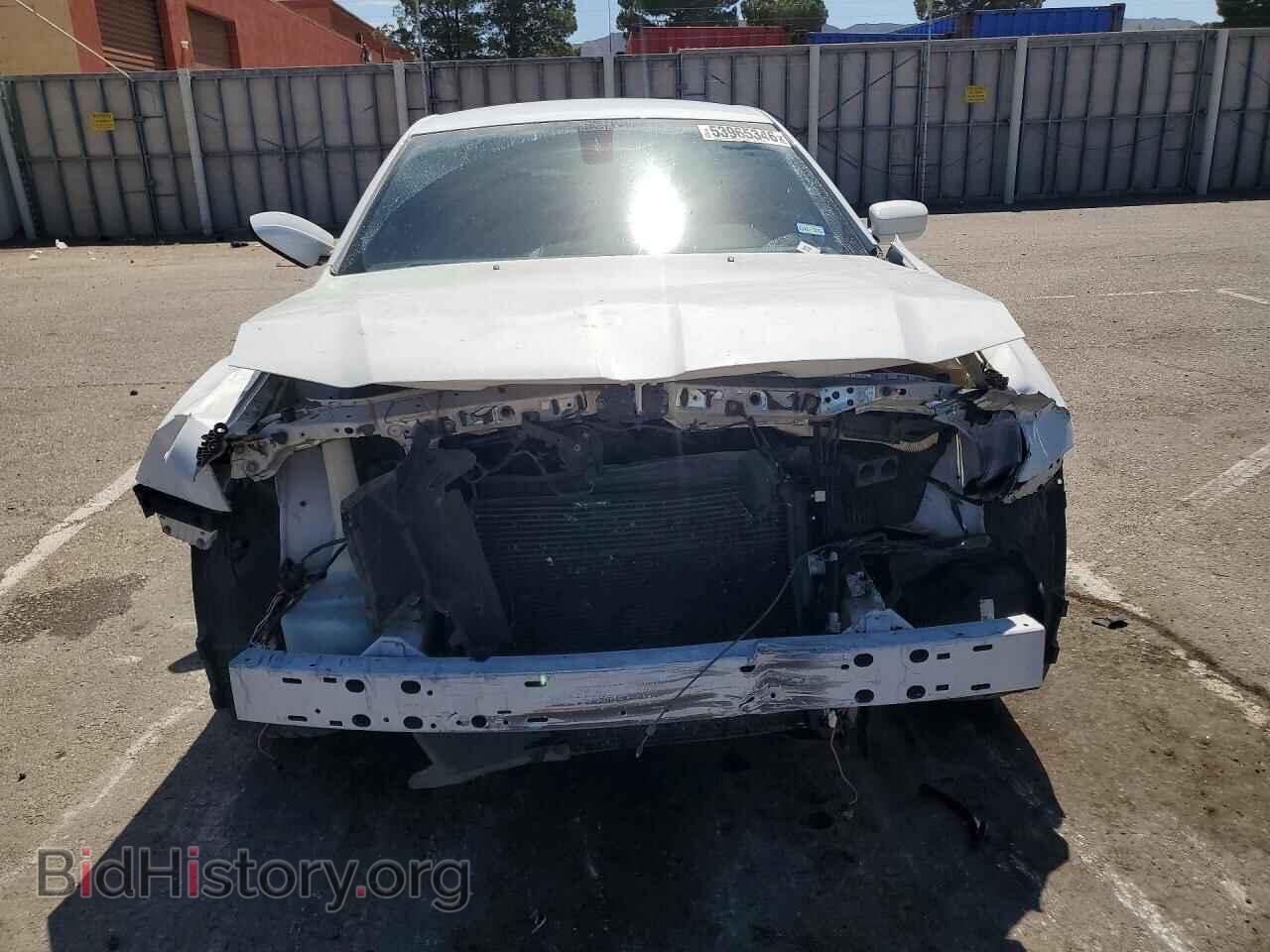 2018 CHRYSLER 300 - VIN: 2C3CCABG8JH191561 - Фото 5