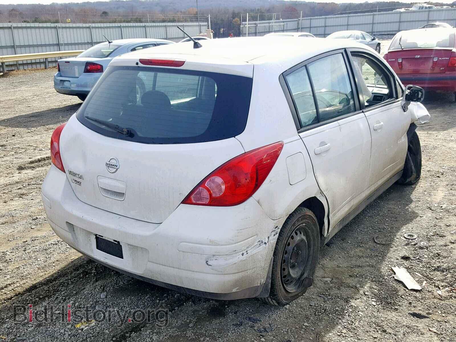 2010 NISSAN VERSA - VIN: 3N1BC1CP8AL459640 - Фото 4