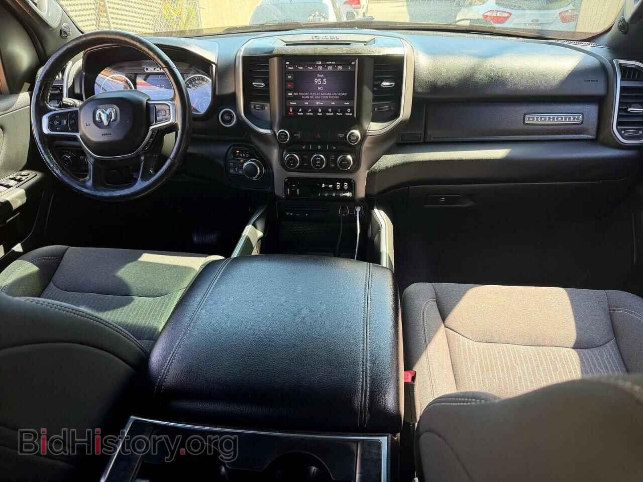 2019 RAM 1500 - VIN: 1C6SRFFY8KN584406 - Фото 9