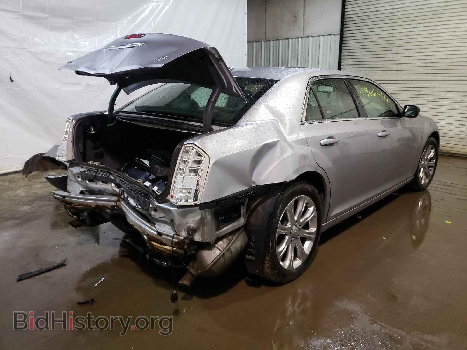 2013 CHRYSLER 300 - VIN: 2C3CCAGGXDH592008 - Фото 4
