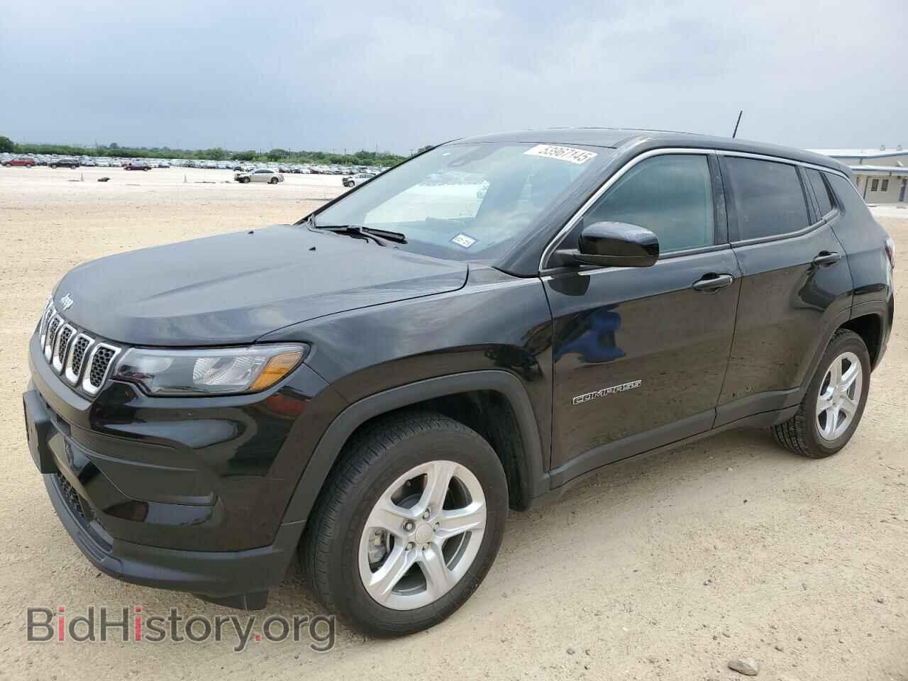 Photo 3C4NJDANXPT509952 - JEEP COMPASS 2023
