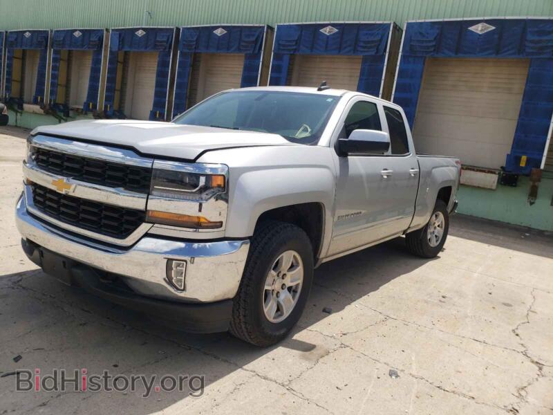 2018 Chevrolet SILVERADO (VIN 2GCVKREC2J1111663) — фото 2 из 10