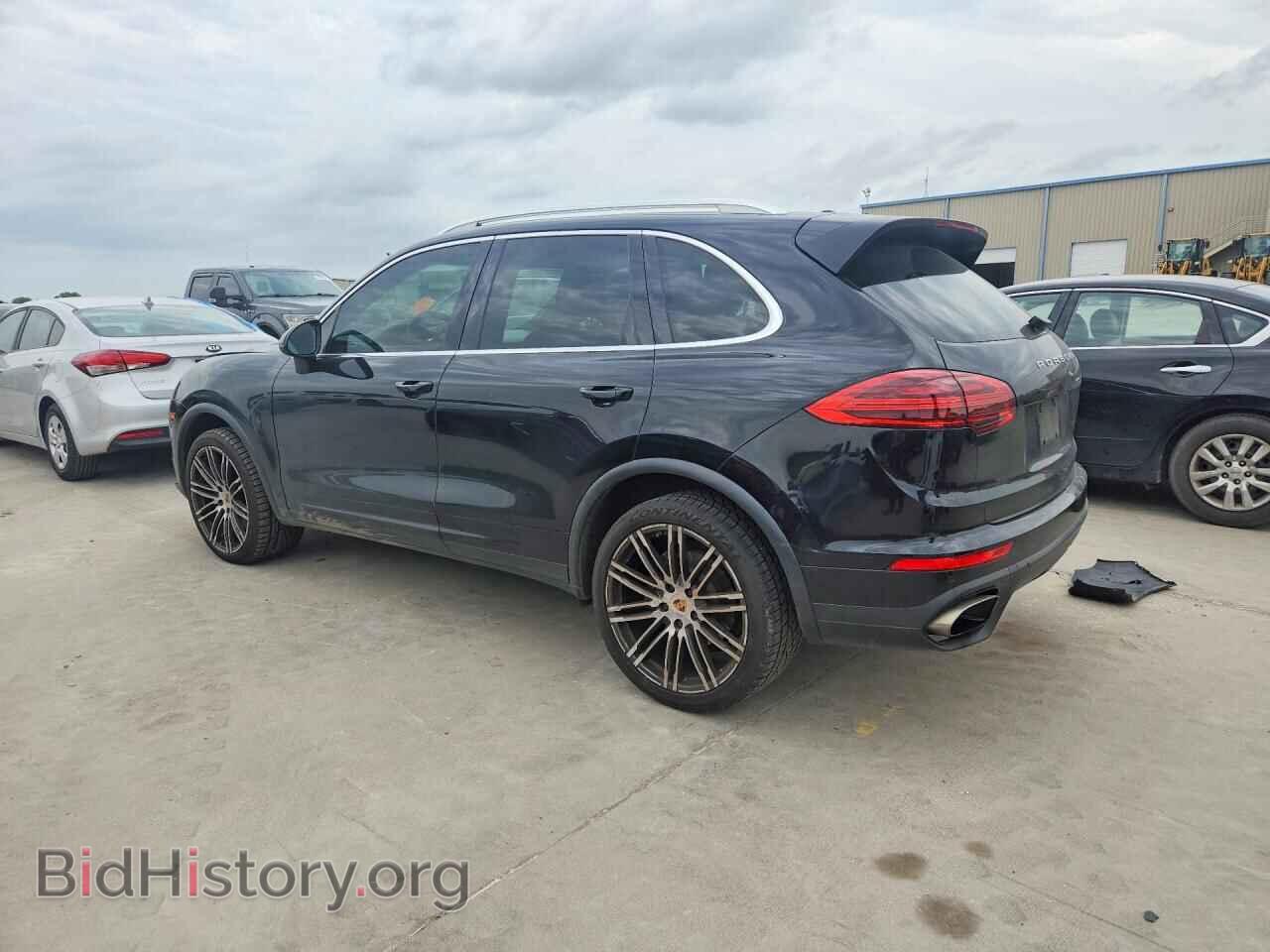 2016 PORSCHE CAYENNE - VIN: WP1AA2A27GLA05698 - Фото 2