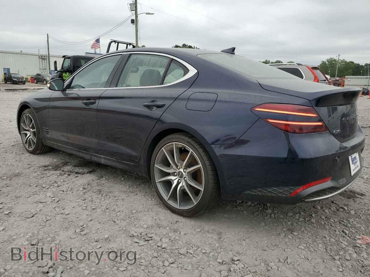 2023 GENESIS G70 BASE - VIN: KMTG34TA9PU132471 - Фото 2