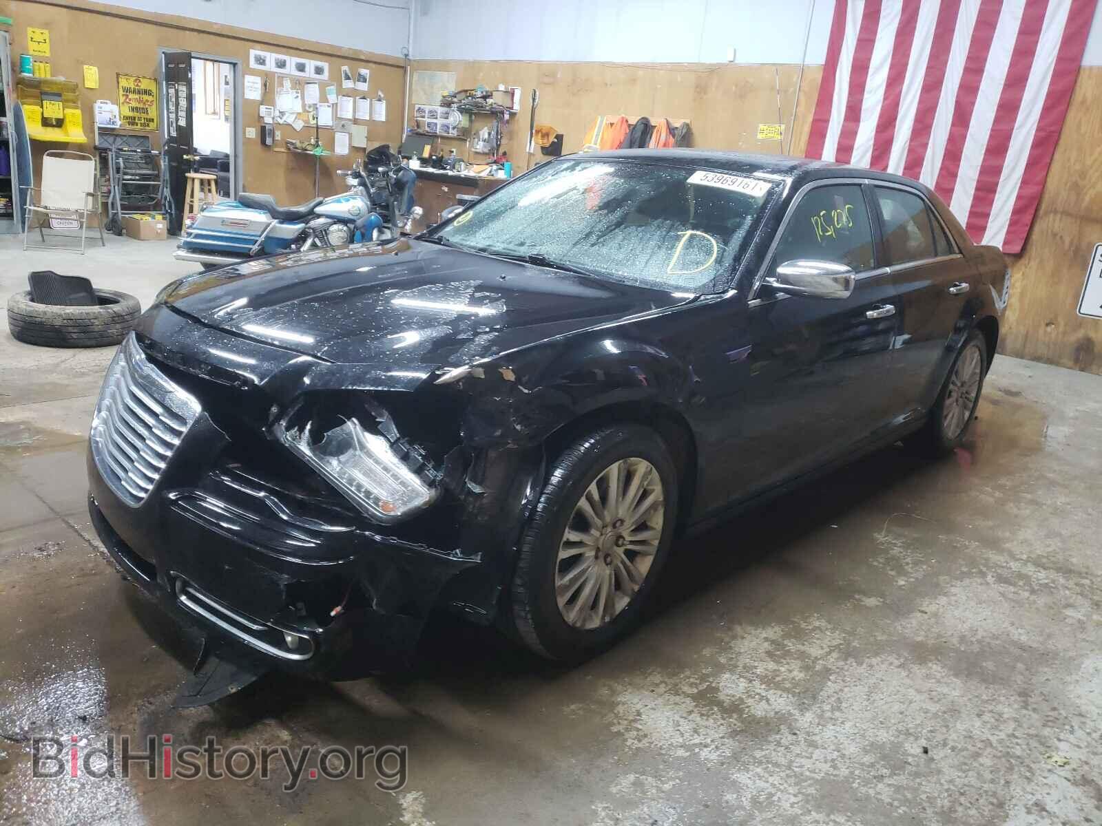 2013 CHRYSLER 300 - VIN: 2C3CCAKT8DH667180 - Фото 2