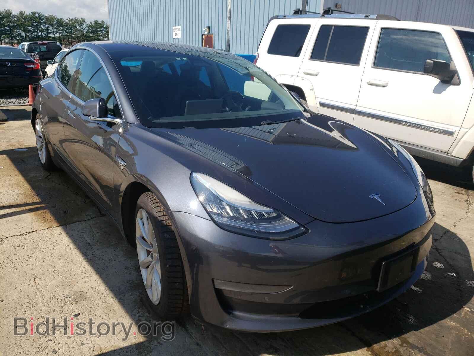 Фотография 5YJ3E1EB7JF105751 - TESLA MODEL 3 2018