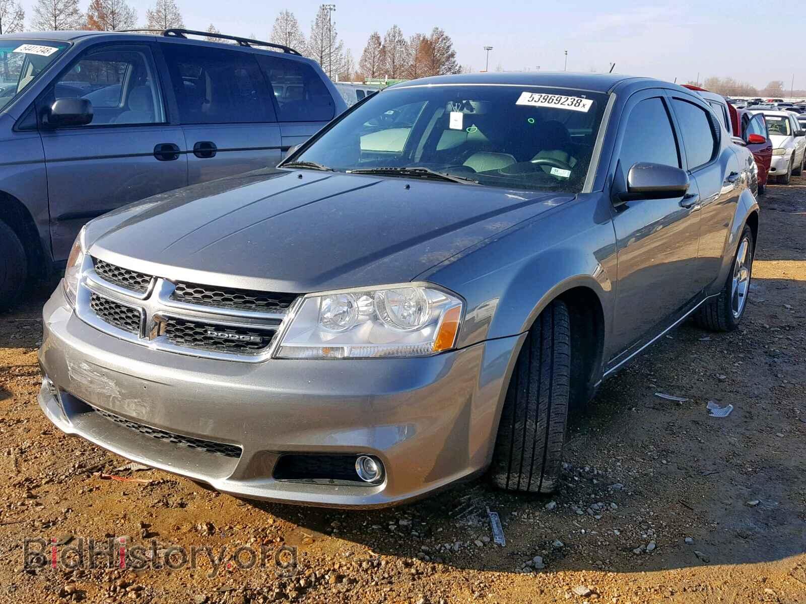 2011 DODGE AVENGER - VIN: 1B3BD2FG0BN621615 - Фото 2
