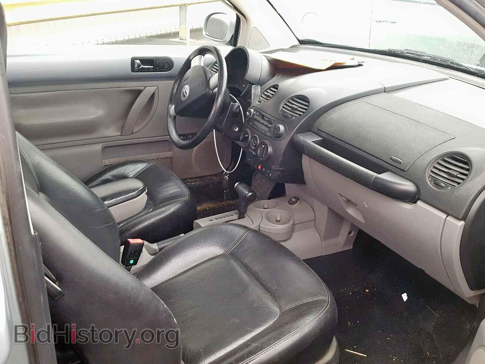 2002 VOLKSWAGEN BEETLE - VIN: 3VWCP21CX2M425574 - Фото 5