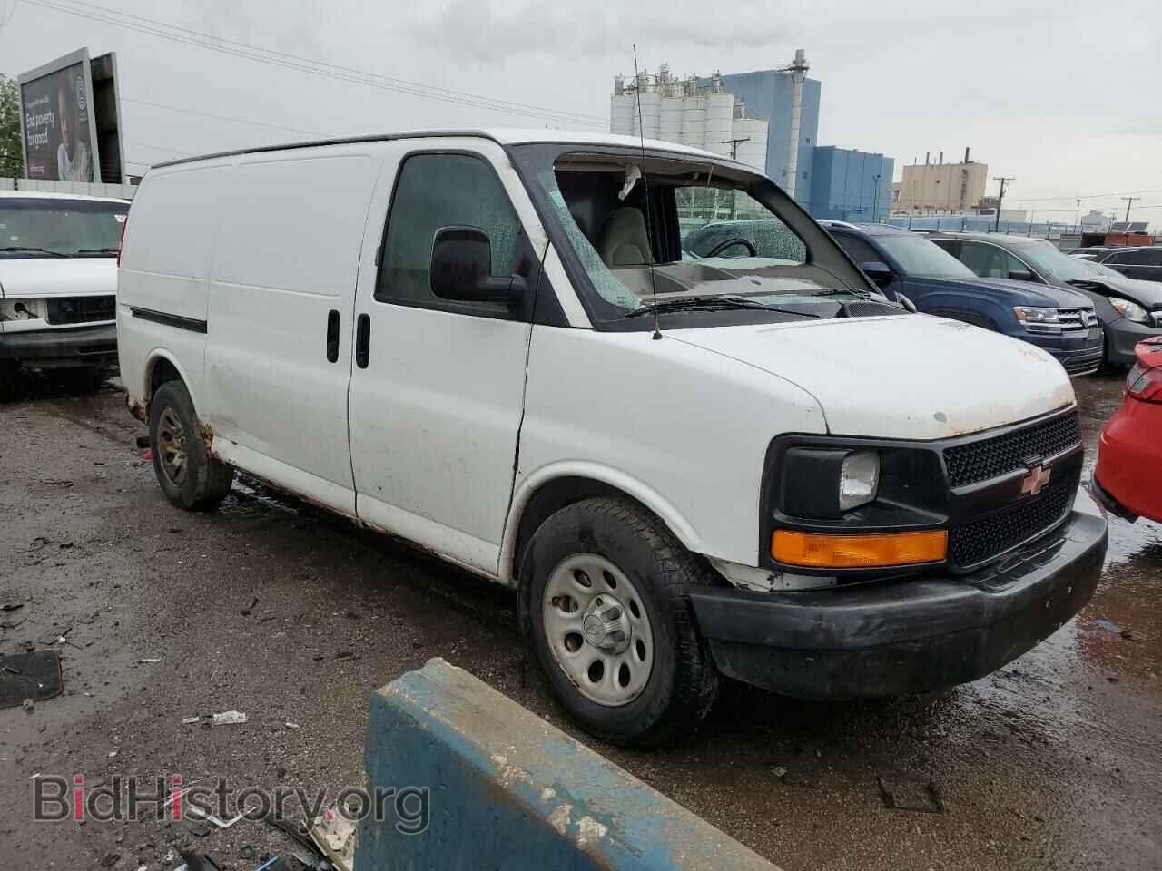 2009 CHEVROLET EXPRESS - VIN: 1GCFG15X391126734 - Фото 4