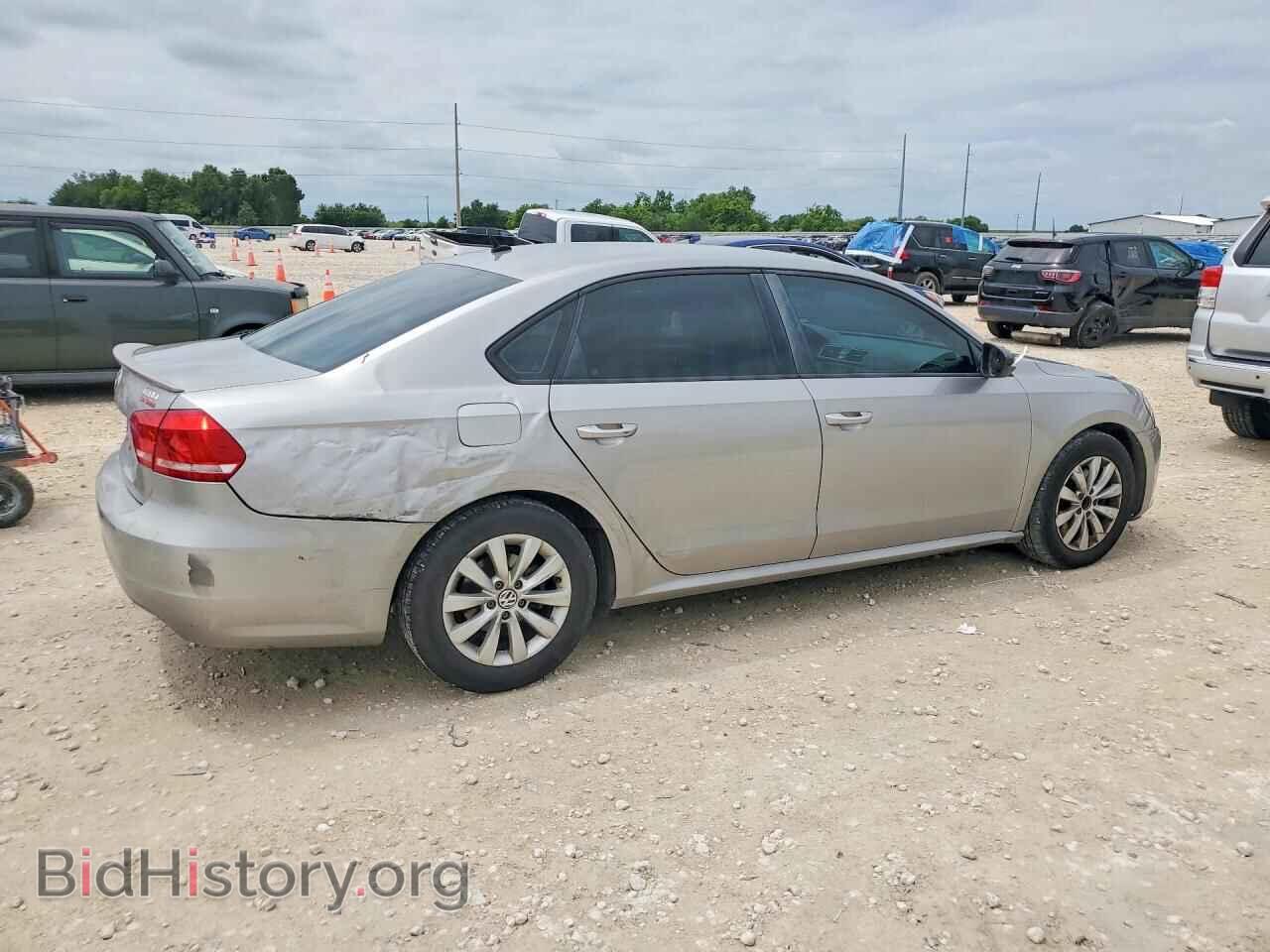 2012 VOLKSWAGEN PASSAT - VIN: 1VWAH7A39CC066142 - Фото 3