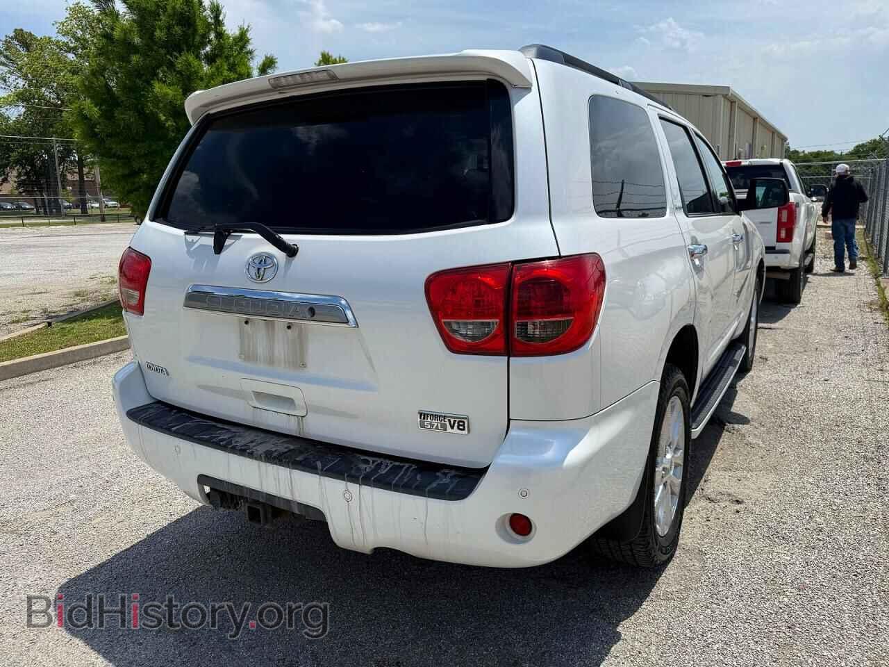 2008 TOYOTA SEQUOIA - VIN: 5TDBY67A78S003912 - Фото 4