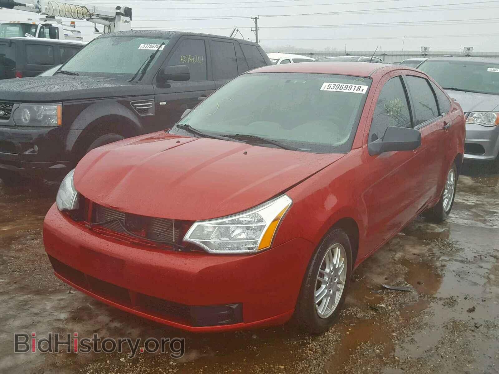 2010 FORD FOCUS - VIN: 1FAHP3FN8AW166385 - Photo 2