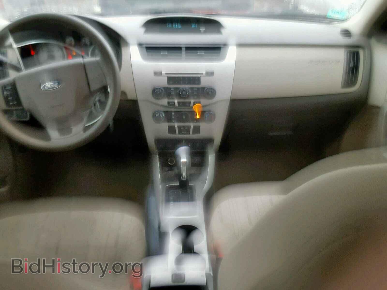 2010 FORD FOCUS - VIN: 1FAHP3FN8AW166385 - Photo 9