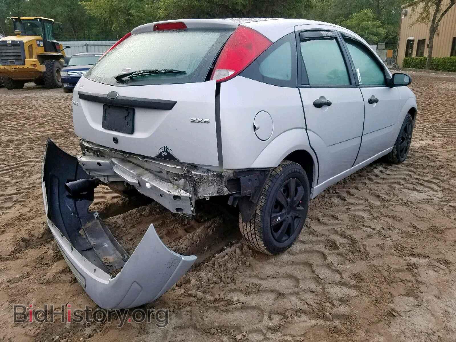 2005 FORD FOCUS - VIN: 3FAFP37N35R120171 - Фото 4