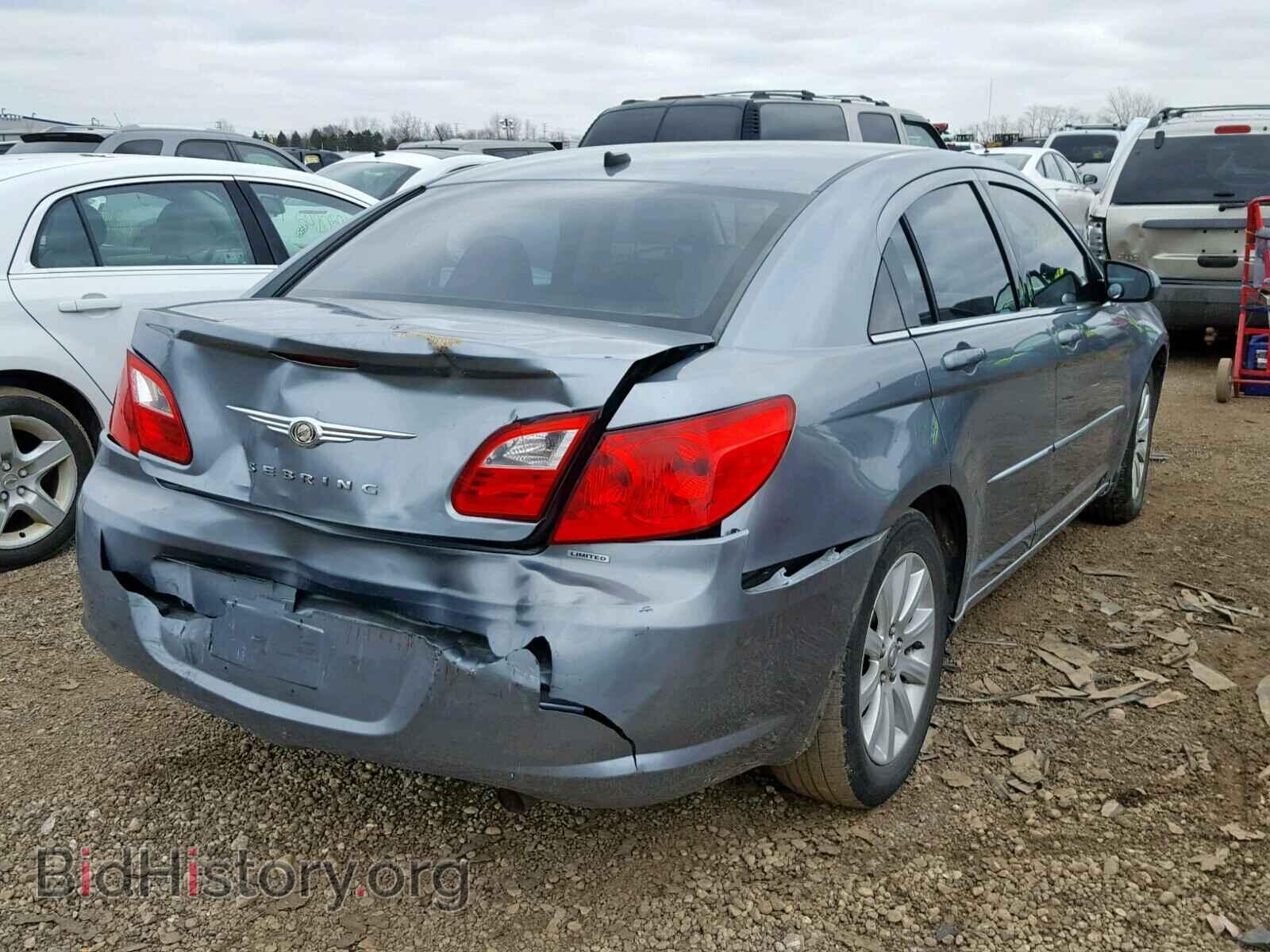 2010 CHRYSLER SEBRING - VIN: 1C3CC5FD6AN199799 - Фото 4