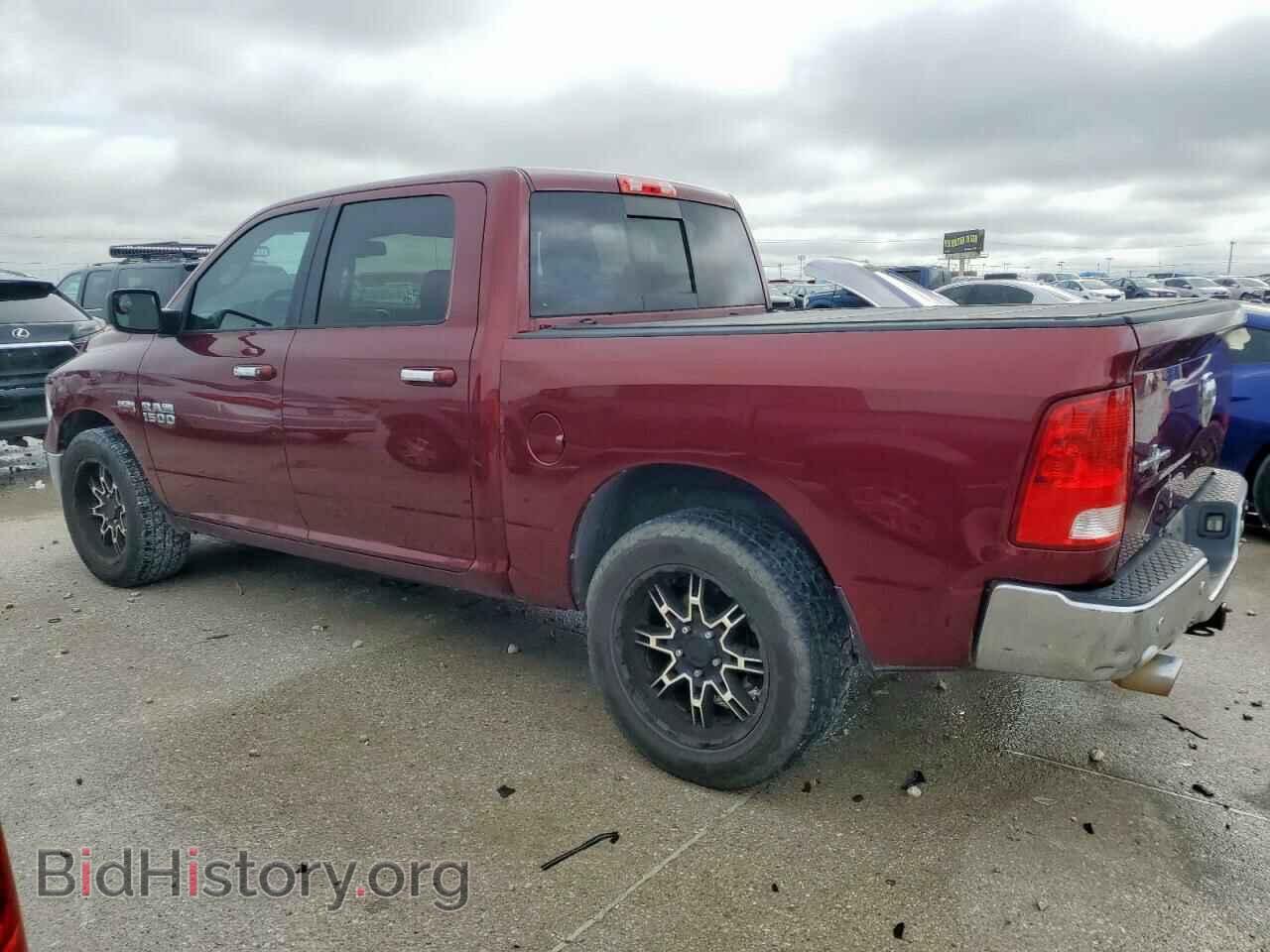 2017 RAM 1500 - VIN: 3C6RR6LT8HG592414 - Фото 2