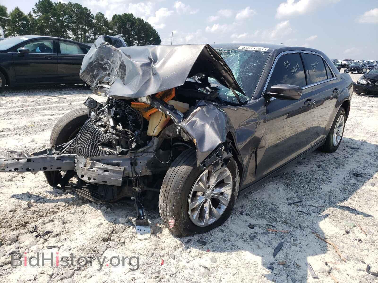 2016 CHRYSLER 300 - VIN: 2C3CCAAG7GH147447 - Фото 2