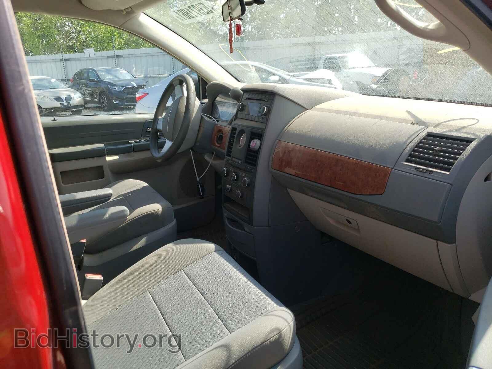 2008 CHRYSLER MINIVAN - VIN: 2A8HR44H68R780371 - Фото 5