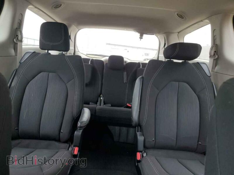 2023 Chrysler MINIVAN (VIN 2C4RC1CG3PR602338) — photo 10 of 15