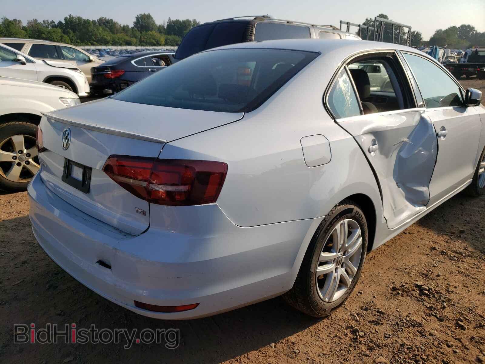 2017 VOLKSWAGEN JETTA - VIN: 3VW2B7AJXHM370977 - Фото 9