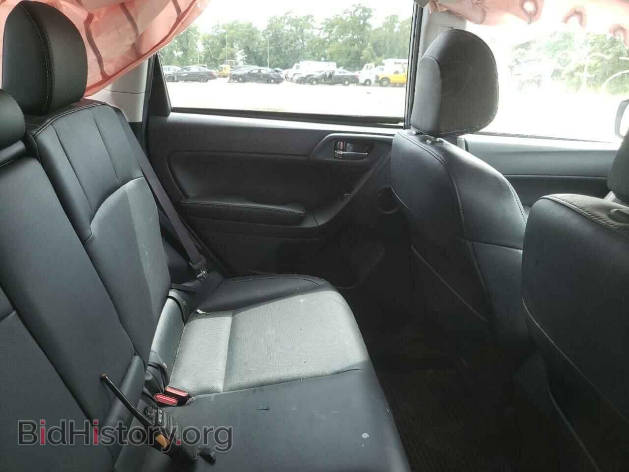 2017 SUBARU FORESTER - VIN: JF2SJALC2HH411822 - Фото 6