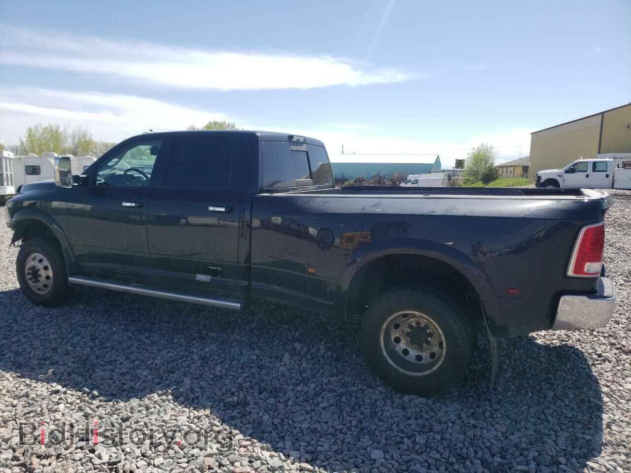 2017 RAM 3500 - VIN: 3C63RRJL8HG712805 - Фото 2