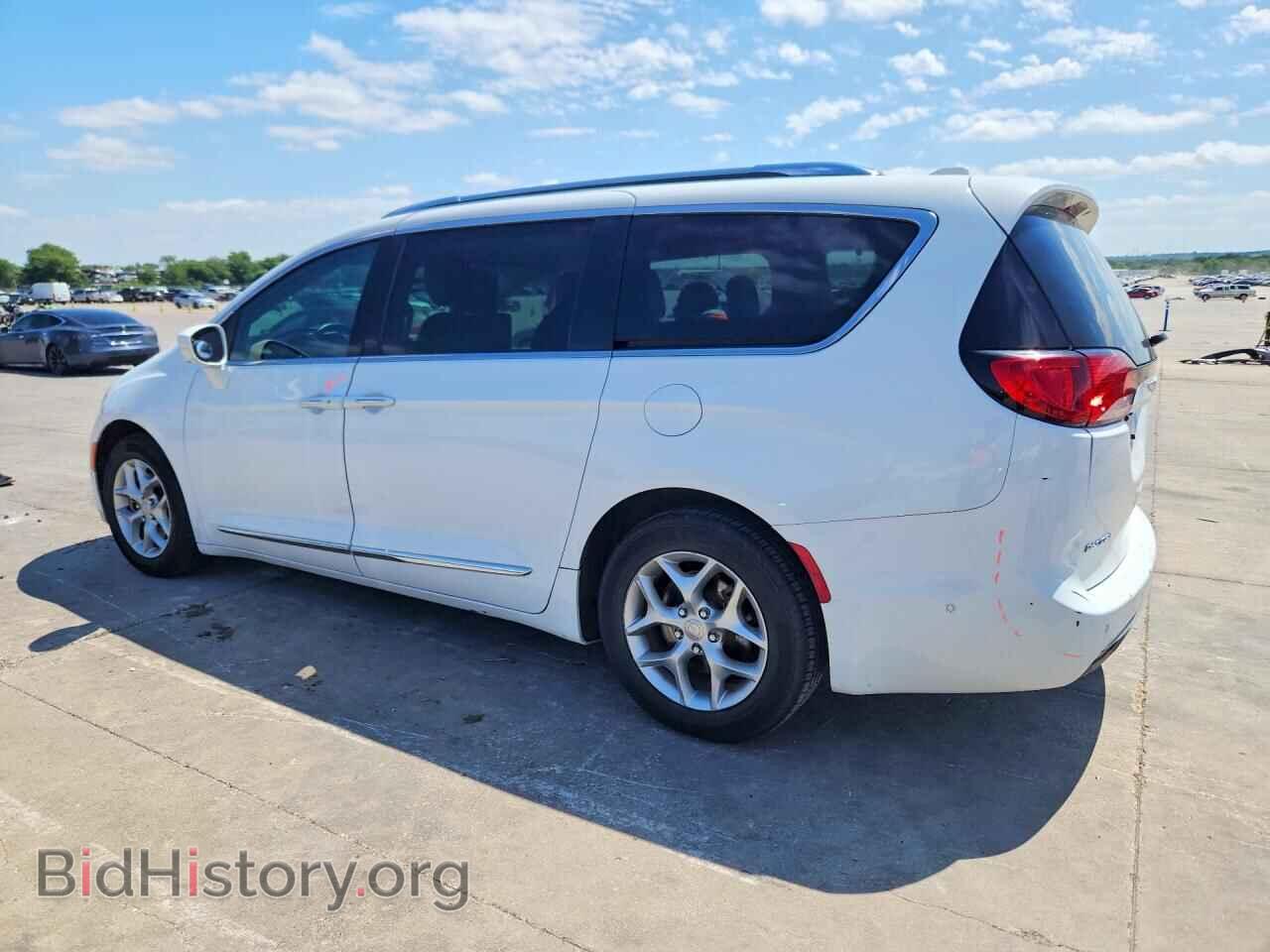 2019 CHRYSLER PACIFICA - VIN: 2C4RC1EG7KR549956 - Фото 2