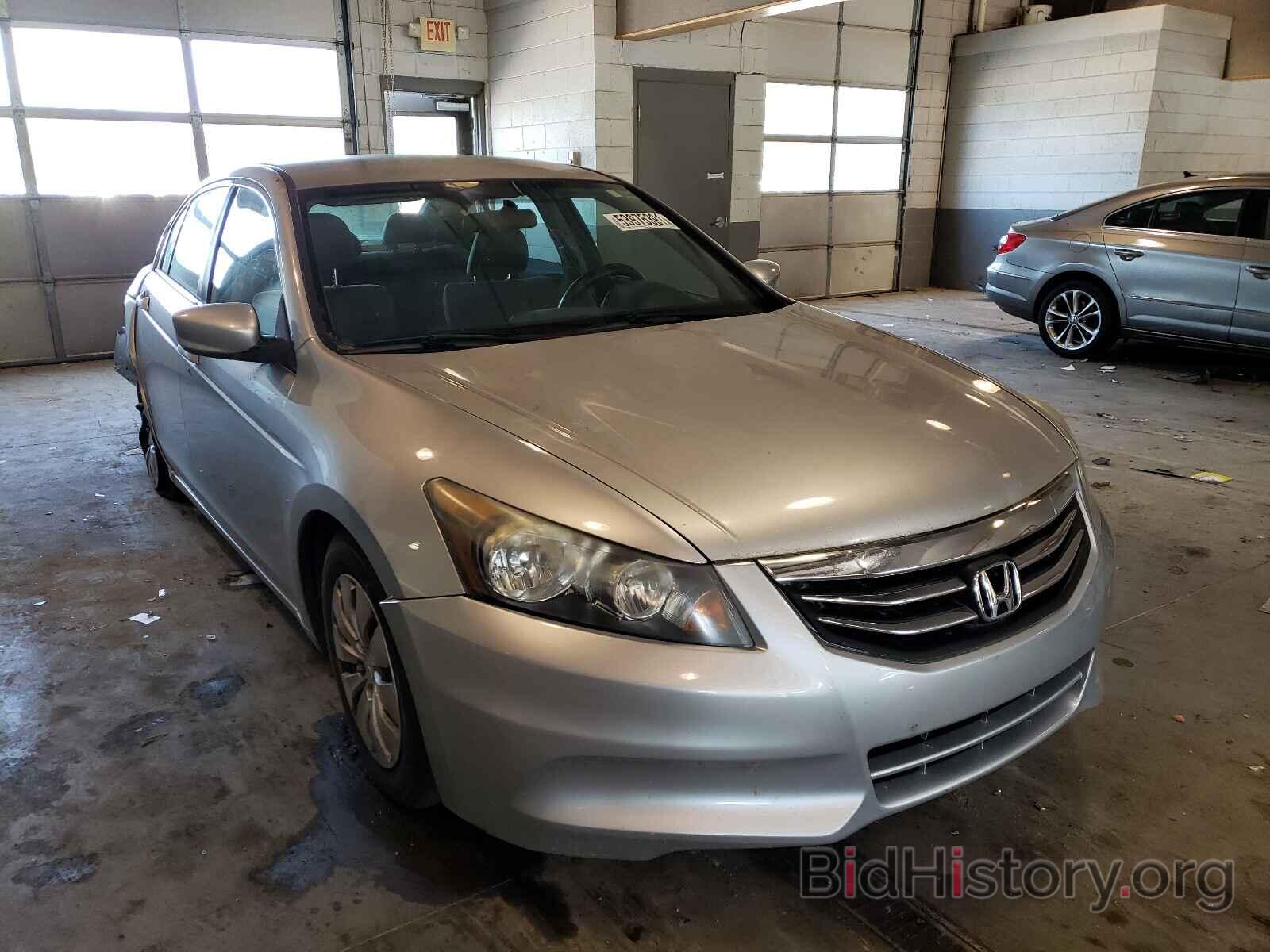 Photo 1HGCP2F30CA133878 - HONDA ACCORD 2012