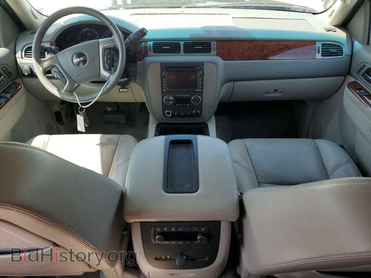 2011 GMC YUKON - VIN: 1GKS1CE07BR297044 - Фото 8