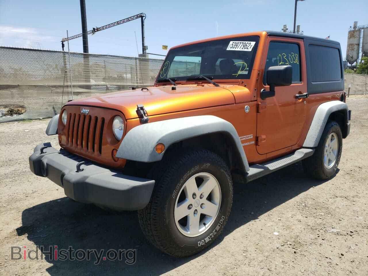 2011 JEEP WRANGLER - VIN: 1J4AA2D12BL635331 - Фото 2