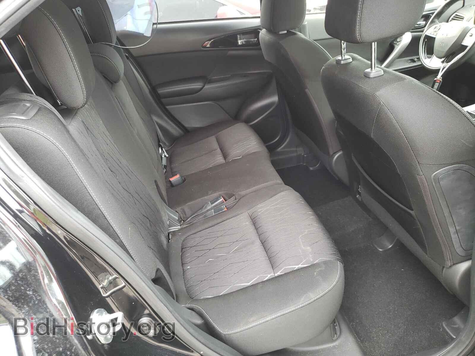 2018 MITSUBISHI ECLIPSE - VIN: JA4AT5AA2JZ068209 - Photo 6
