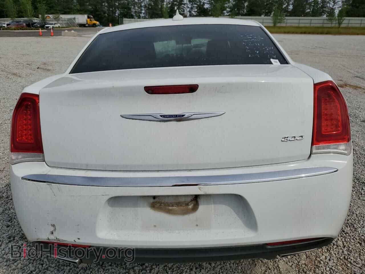 2019 CHRYSLER 300 - VIN: 2C3CCAEG4KH536338 - Фото 6