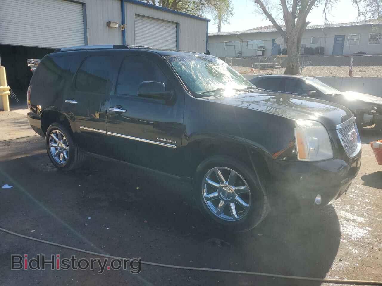 2012 GMC YUKON - VIN: 1GKS2EEF2CR210522 - Photo 4