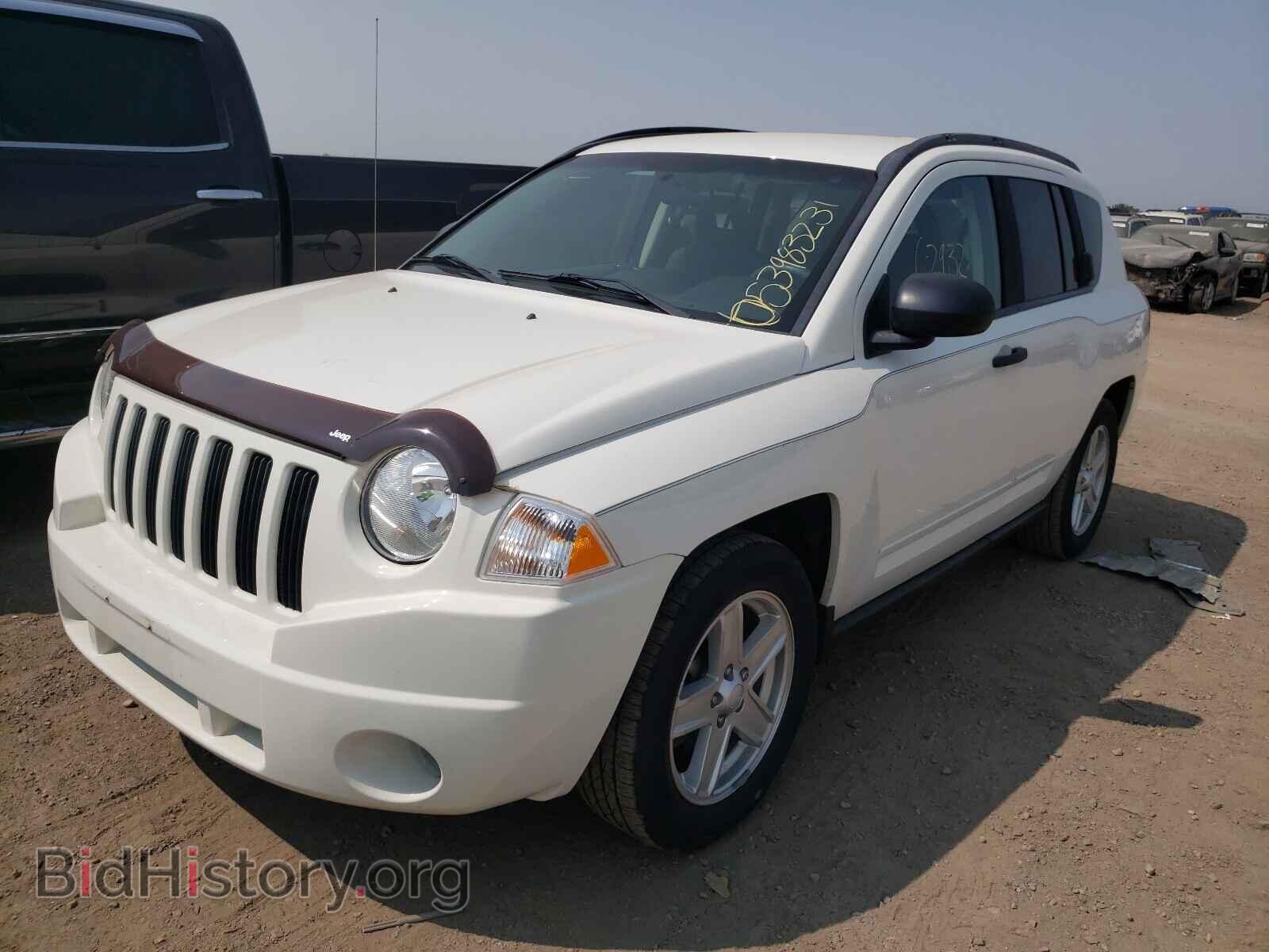 2009 JEEP COMPASS - VIN: 1J4FF47B69D118013 - Photo 2