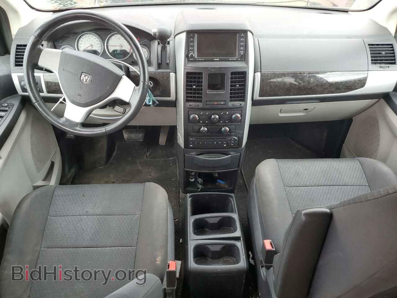 2010 DODGE CARAVAN - VIN: 2D4RN5D10AR133067 - Фото 8