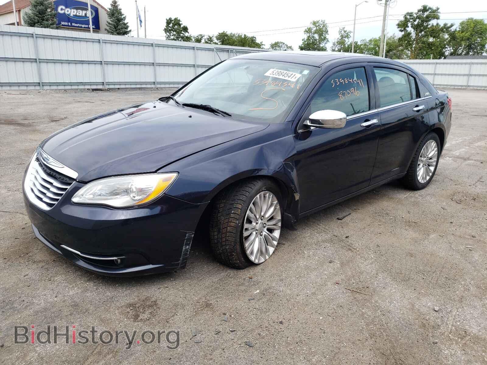 2011 CHRYSLER 200 - VIN: 1C3BC2FG8BN538245 - Фото 2