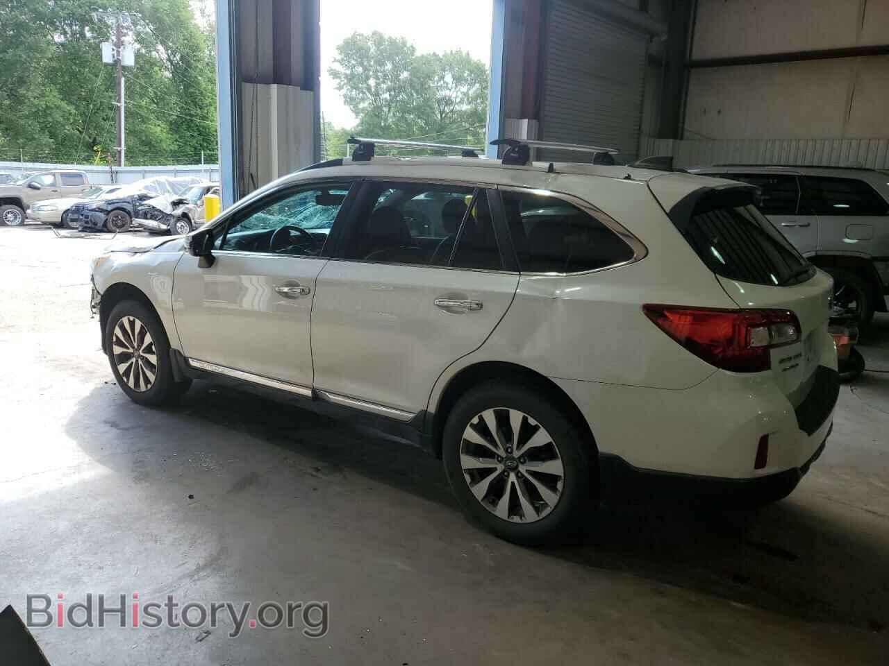 2017 SUBARU OUTBACK - VIN: 4S4BSETC0H3385815 - Фото 2