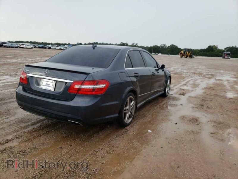 2012 Mercedes-Benz E-CLASS (VIN WDDHF5KB7CA537157) — фото 4 из 10